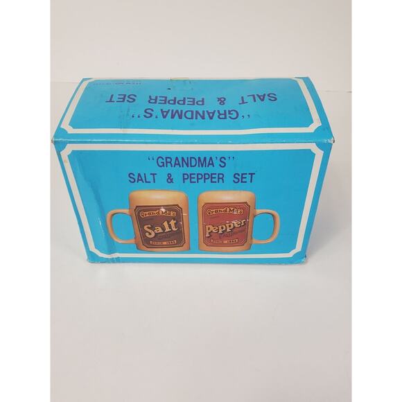 Grandmas Beer Mug Salt and Pepper Set Shakers Large Folk Art Country Decor 4" - Picture 1 of 6